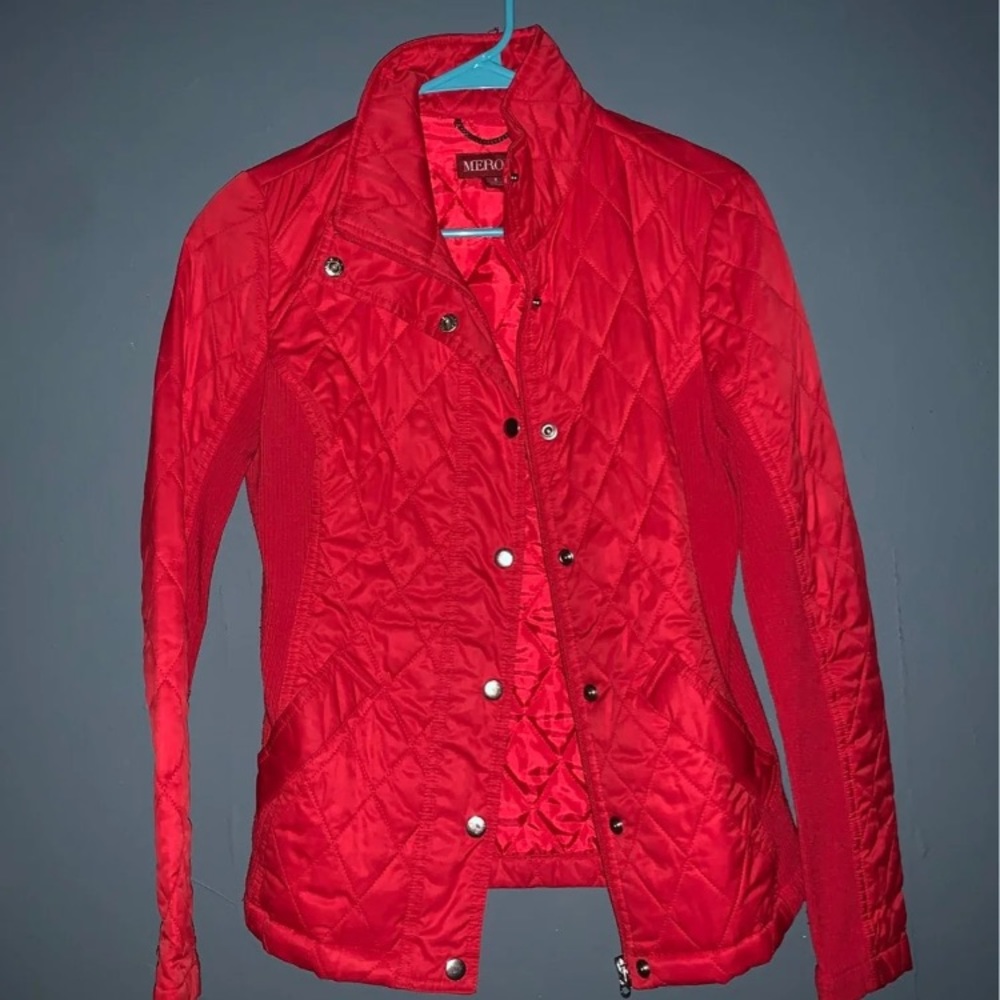 Red jacket - Picture 3 of 3